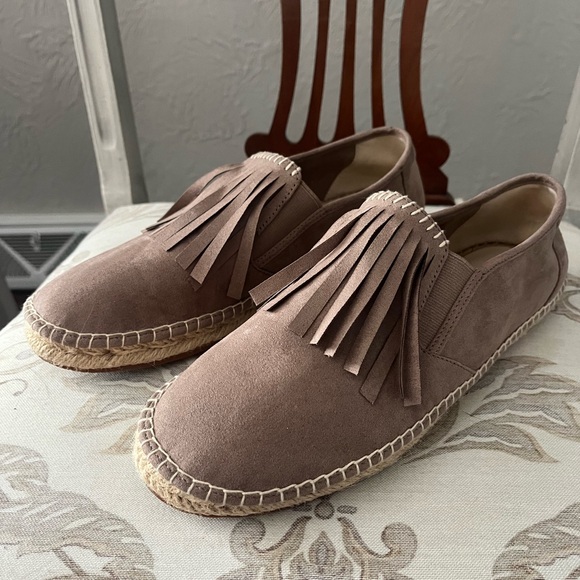 Ariat Unbridled | “Joy” suede, espadrille flats tassel women’s size 8.5 - Picture 2 of 7